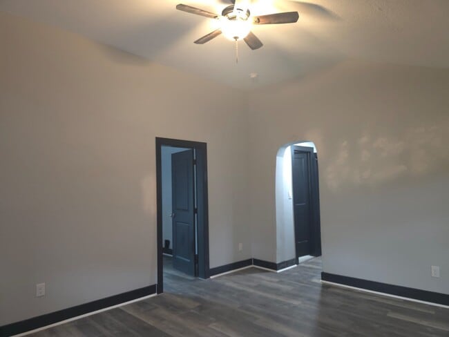 Photo - 1313 10th St Unidad 6