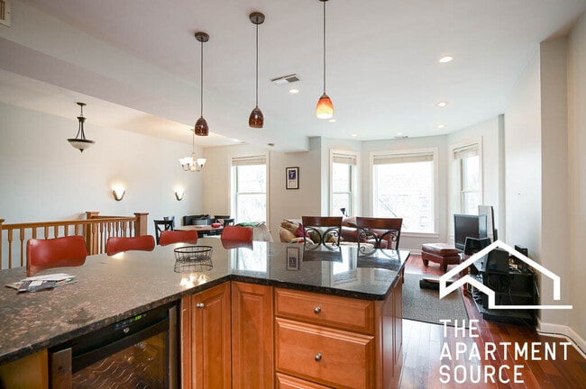 Photo - 665 W Cornelia Ave Unit 3