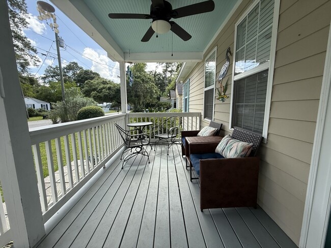 Photo - 2717 Oaklawn St