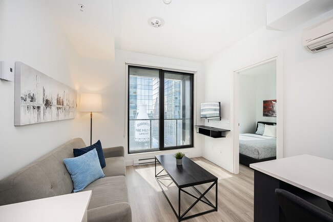 Building Photo - 237 Rue Lucien-L'Allier