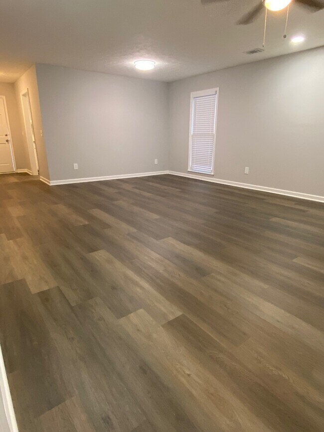 Photo - Pebblebrook Apartments