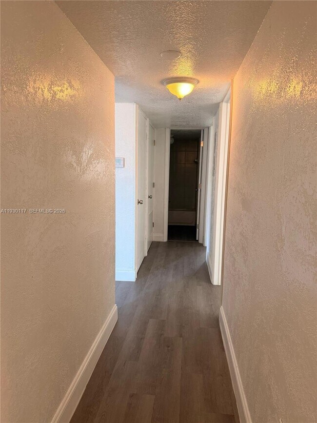 Photo - 1123 NW 27th Ave Unit 1
