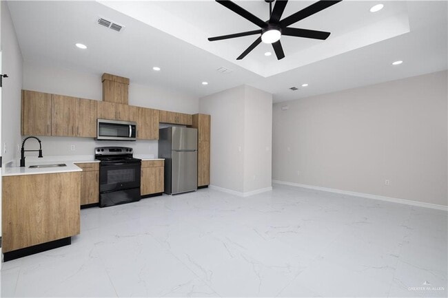 Photo - 7 7th St Unit B