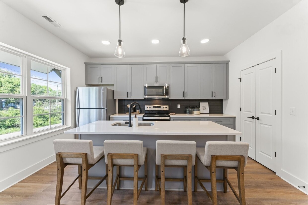 Madison townhome for rent. 3 bed/3.5 bath ... - Madison townhome for rent. 3 bed/3.5 bath ...