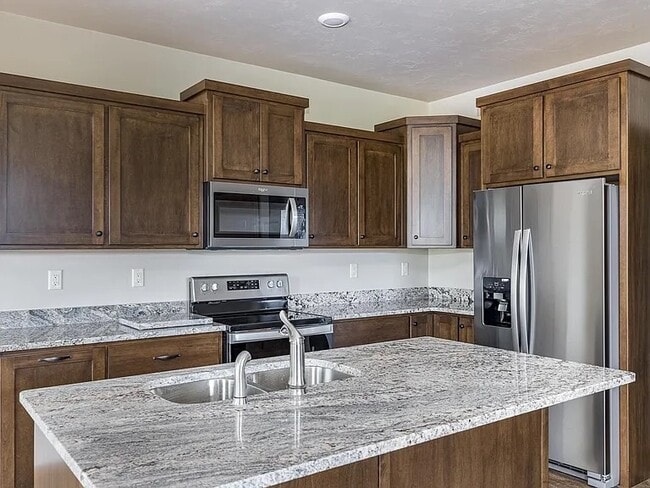 Photo - 1139 Craftsmen Ct Townhome