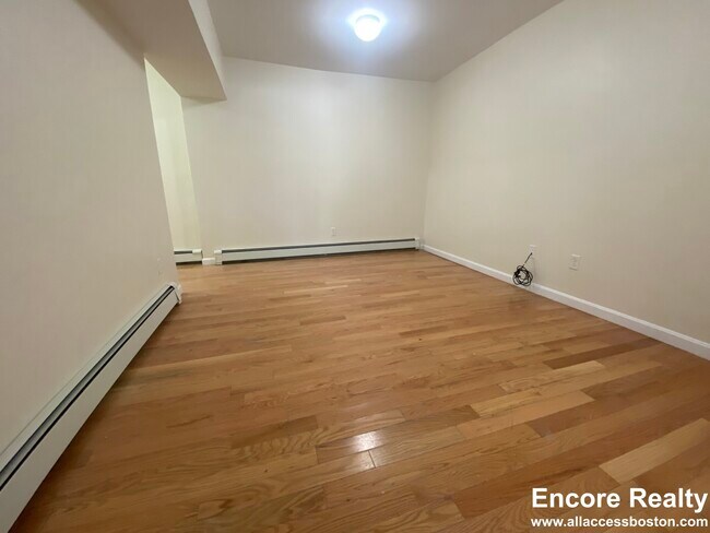 Photo - 1640 Commonwealth Ave Unit 0