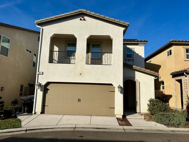 Photo - Newly Built 3/2.5 Bonadelle Home in Riverstone Community