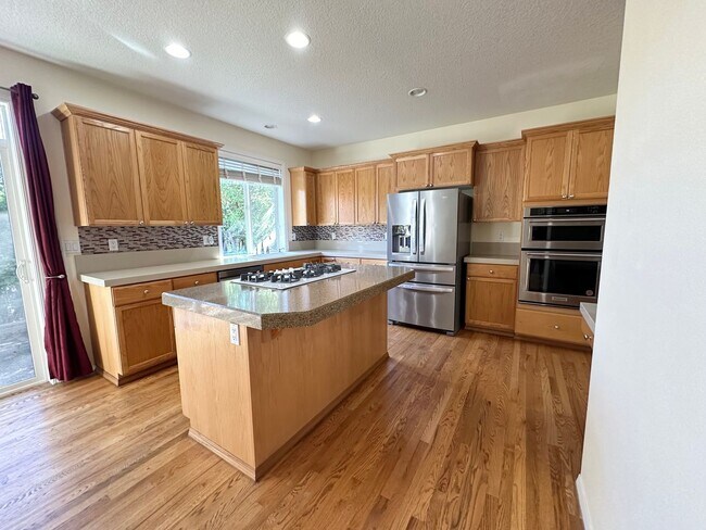 Photo - 4 Bedroom Bethany Home with Office on Main Level!