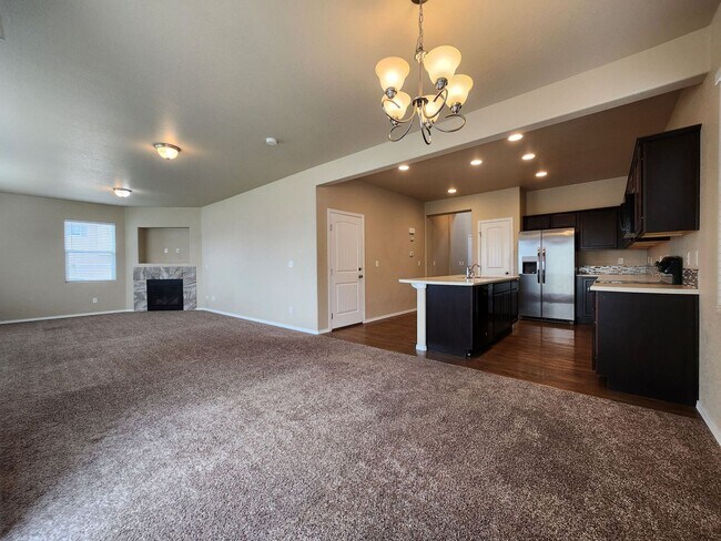 Photo - 1607 Smokey Ridge Way