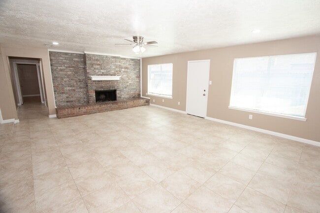 Photo - 23302 Pennsgrove Rd