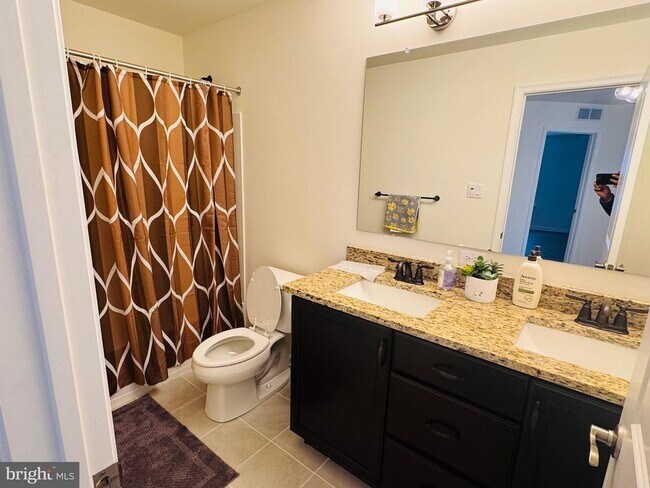 Photo - 309 THALES Dr