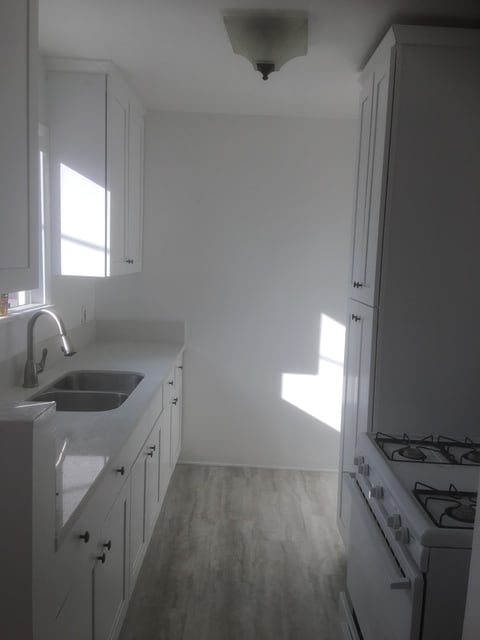 Photo - 4261 1/2 Garthwaite Ave Unidad 4261 1/2
