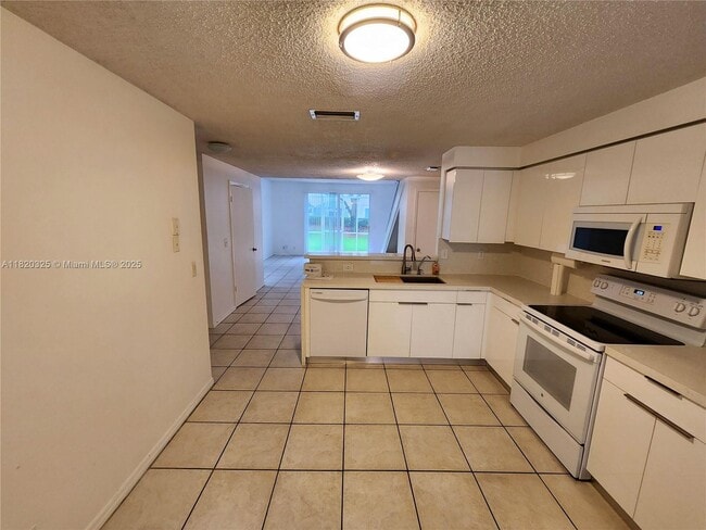 Photo - 1050 Sorrento Dr
