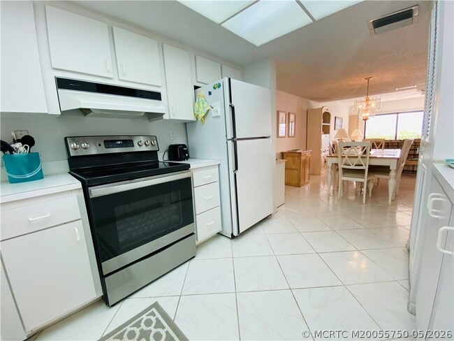 Photo - 11000 S Ocean Dr
