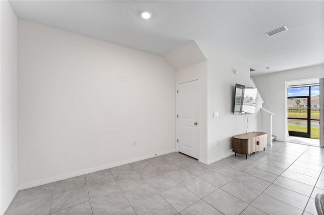 Photo - 33066 Major Oak Dr