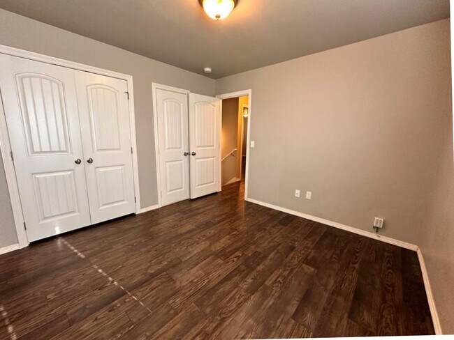 Photo - Charming 3-Bed Home w/ 2-Car Garage – Pet-Friendly