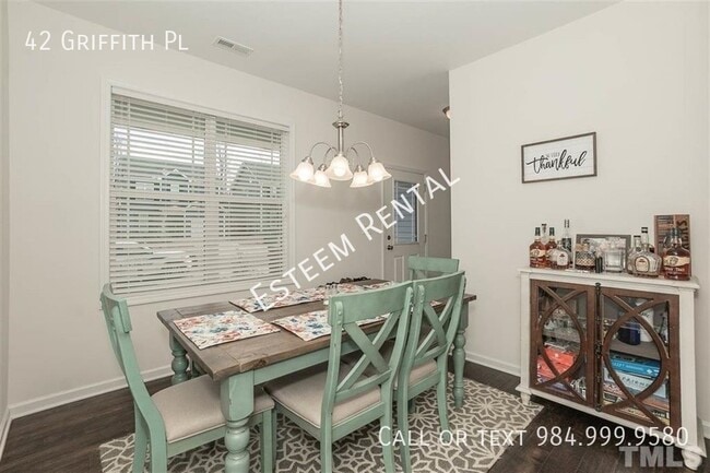 Photo - 42 Griffith Pl