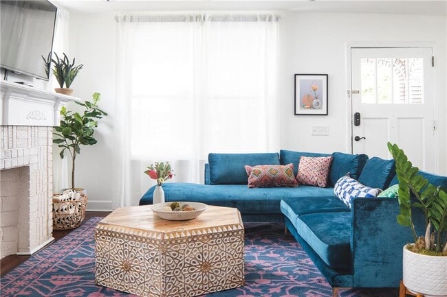 Photo - 970 Charles Allen Dr NE