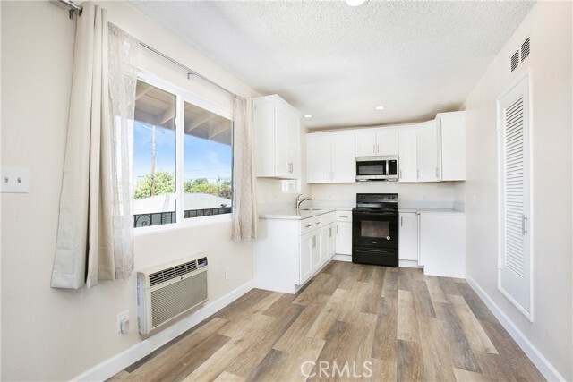 Photo - 650 Mariposa St Unit 3