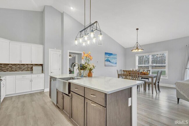 Photo - 4322 Centennial Dr