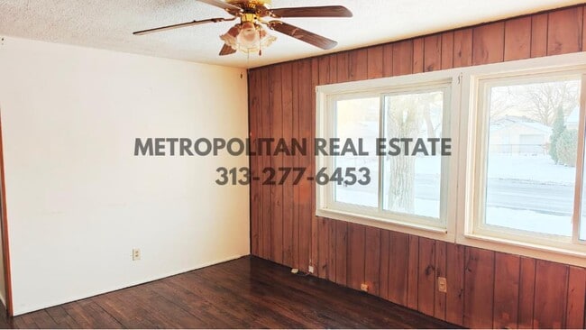 Photo - 32272 Iron Ct