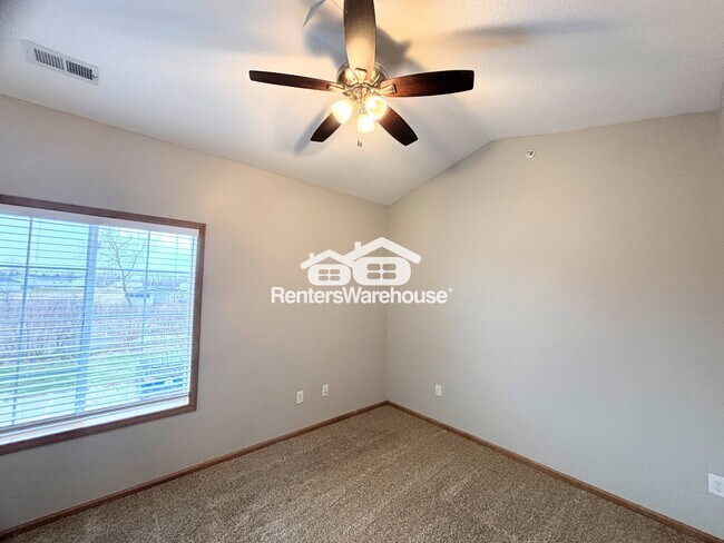 Photo - 2000 Meadow Ct Unidad 207