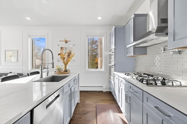 Photo - 27 Hackensack Plank Rd