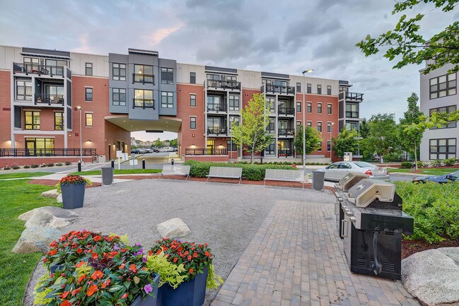 Gas grilling stations are located in the courtyard for outdoor entertaining