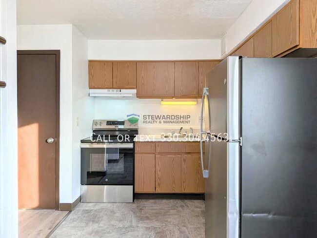 Building Photo - 235 Engadine Ct Unit C-6