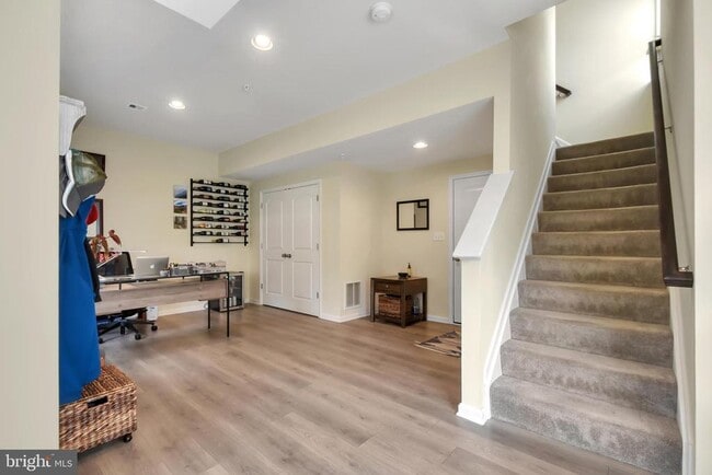 Photo - 121 High Pointe Dr