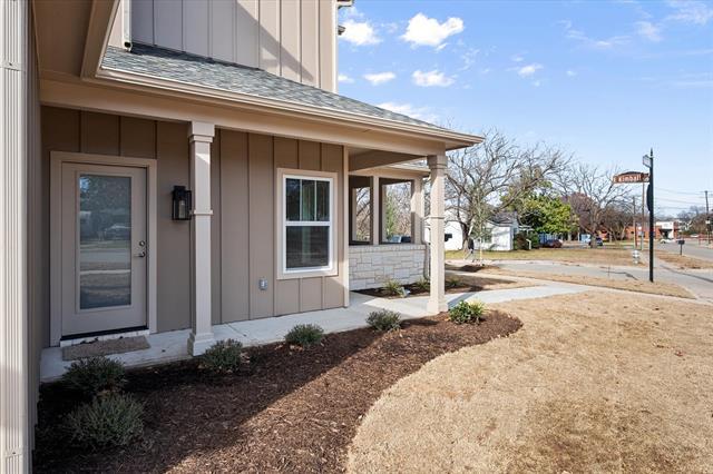 Photo - 508 E Kimball St