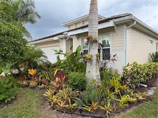 Building Photo - 16542 Crescent Beach Way Rental
