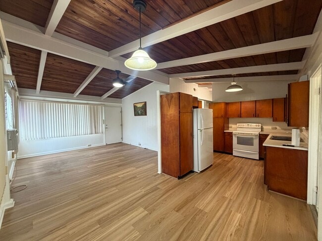 Photo - Hau?ula Living at Its Best – Peaceful Home Near the Coast with Mountain Views