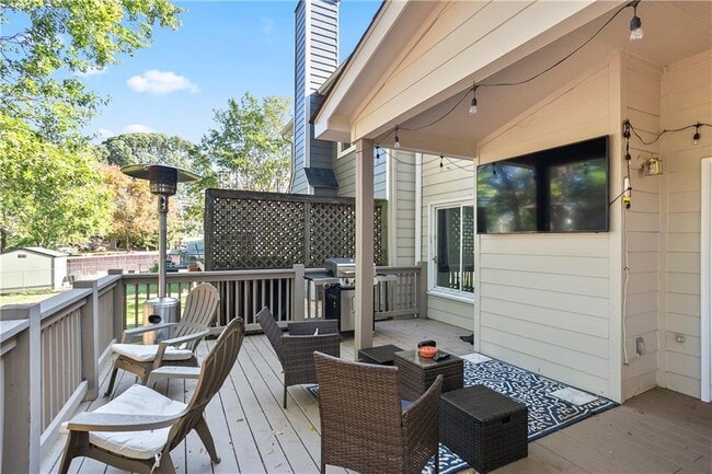 Photo - 2584 Old Roswell Rd