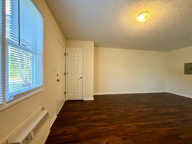 Photo - 1442 Riverview Rd Unit #126