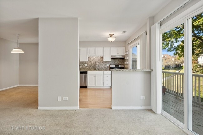 Photo - 375 Springlake Ln