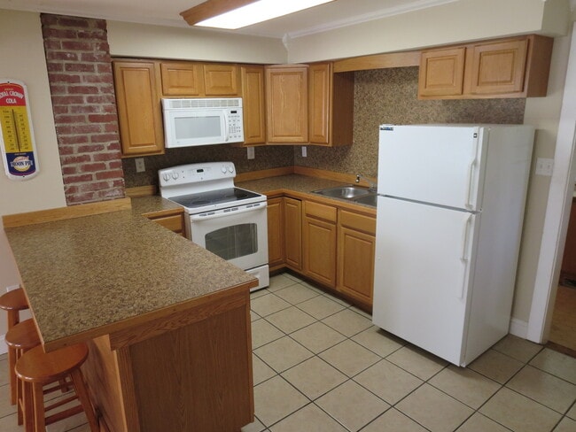 Photo - Cute as a button! Near Downtown Shelbyville