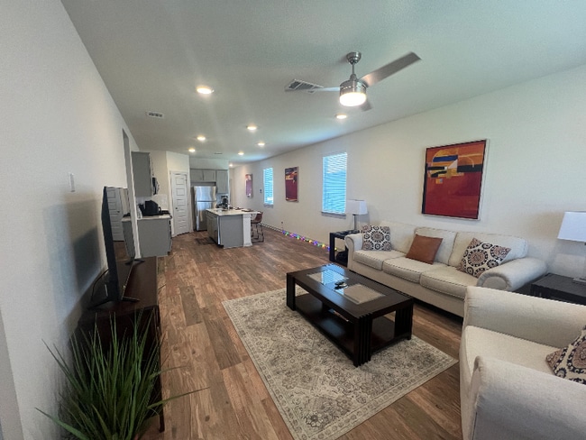 Photo - 109 Scarborough Wy