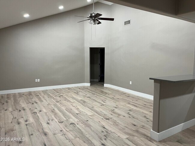 Photo - 1002 S Roosevelt St