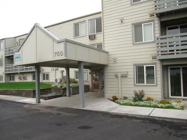 Cottonwood I Apartments