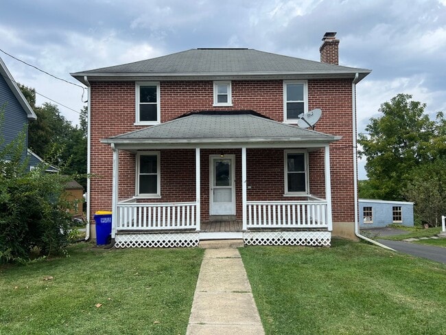 Photo - Beautiful 3 Bedroom Home in Millersville!