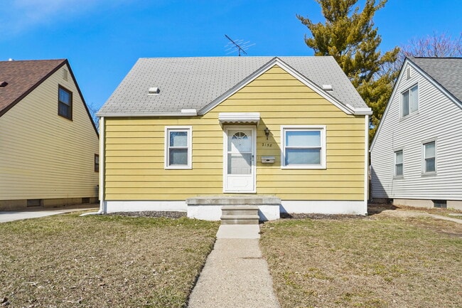 Building Photo - 2158 Champaign Rd Rental