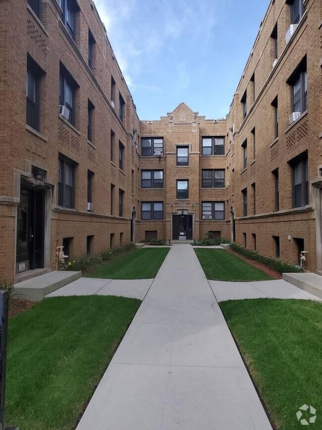 Building Photo - 1 bedroom in Chicago IL 60626 Unit 1W Rental