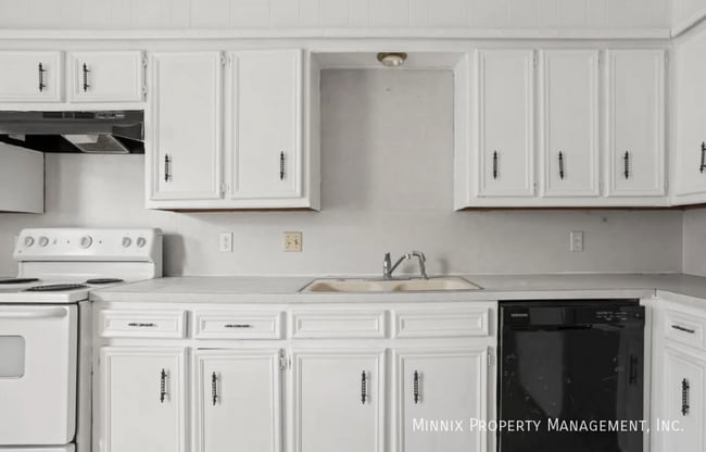 Building Photo - 5716 Brownfield Dr Unit A