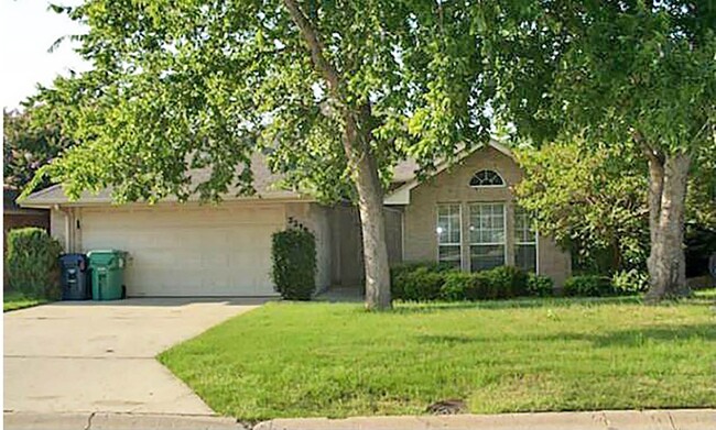 Great 3 Bdrm 2 Bath Home for Lease in Dent... - Great 3 Bdrm 2 Bath Home for Lease in Dent...