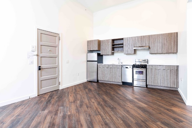 Photo - 818 12th St Unit 301