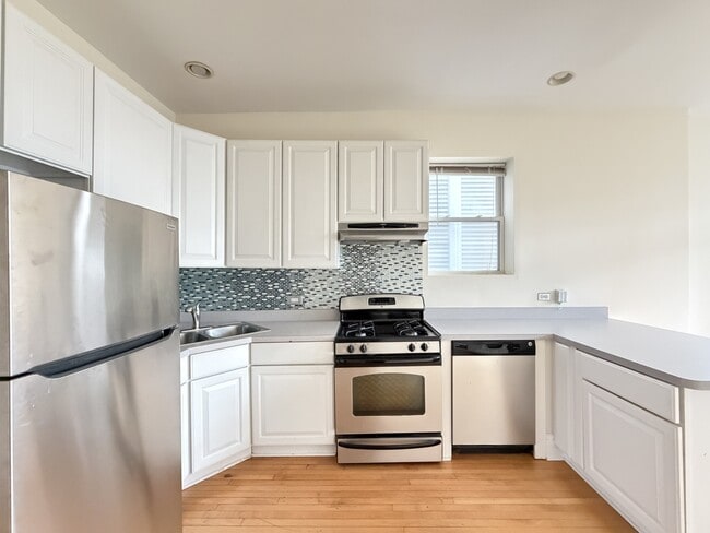 Photo - 3436 N Bell Ave Unit J00P