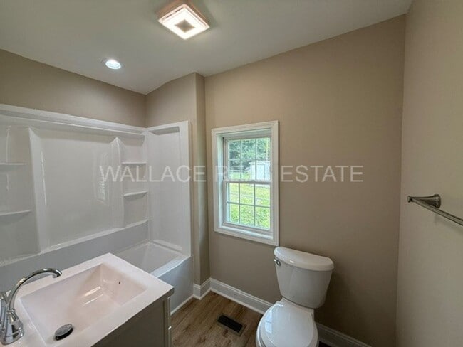 Photo - 2513 Wilson Ave