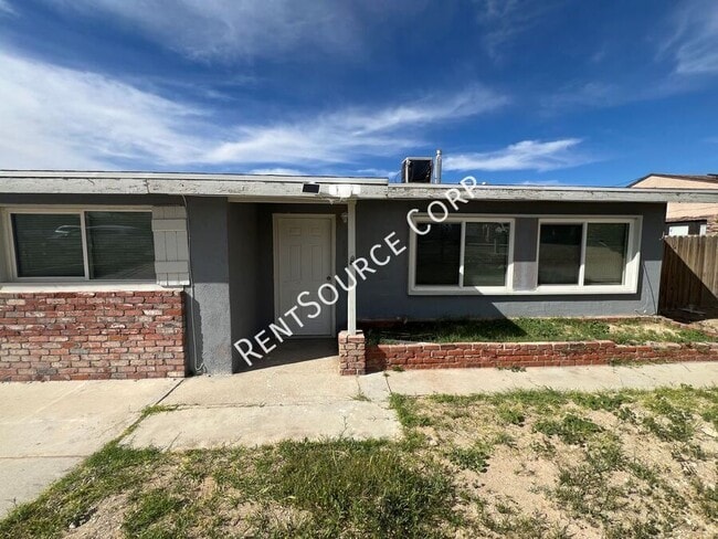 Photo - 25522 Anderson Ave