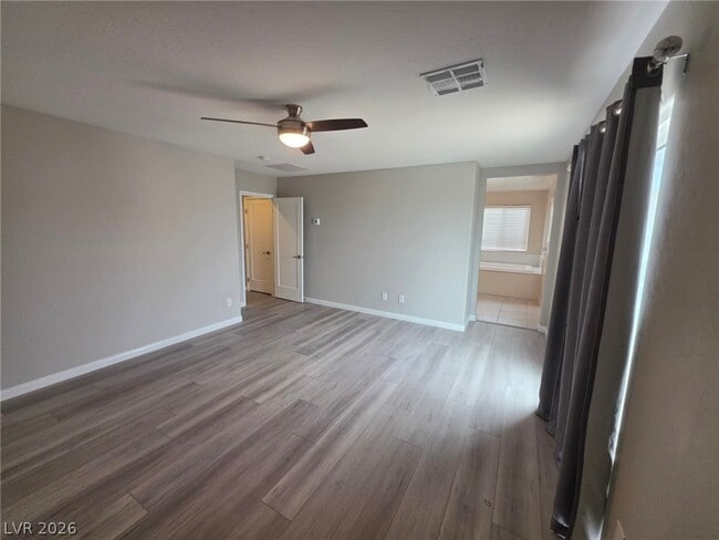 Photo - 9456 Brough Ave